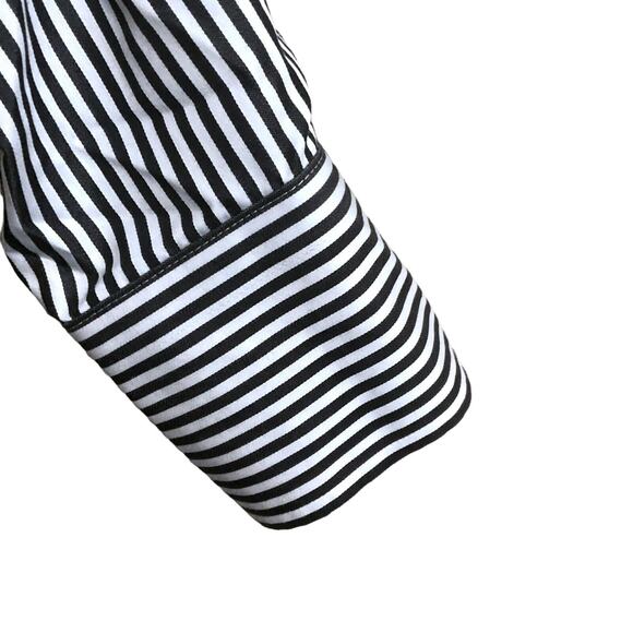 Chico's Top Size 00/2P Gray White Striped Tunic Long Sleeves Button Up Pockets - Picture 5 of 11